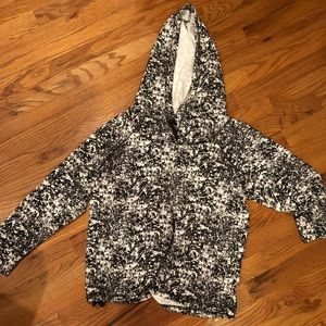 Lightweight sweatshirt